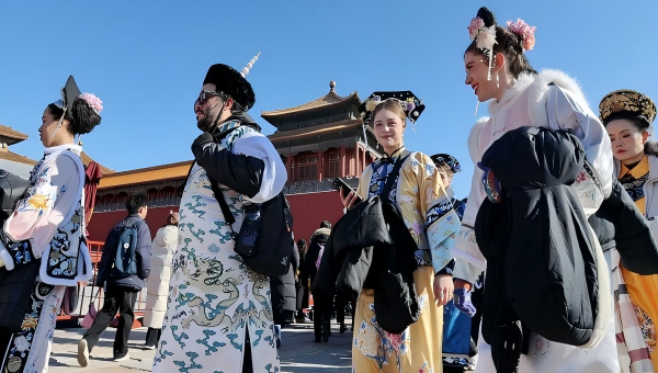 學(xué)者談中美經(jīng)貿(mào)關(guān)系 從零和到共存的轉(zhuǎn)折點(diǎn)