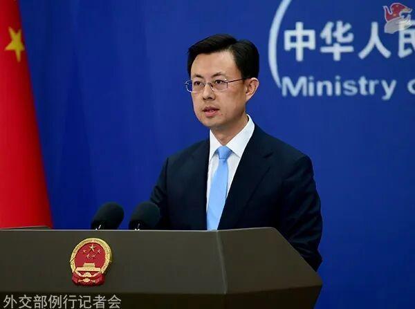 菲律宾船只故意碰撞我海警艇 菲方挑衅滋事