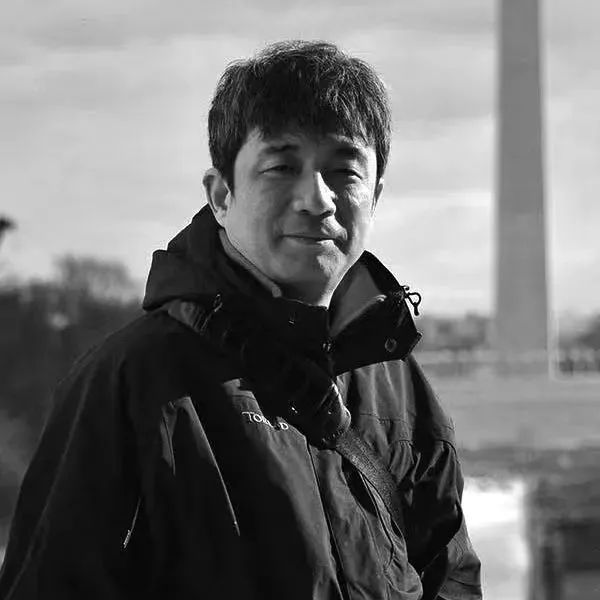 何红舟：以大美之艺绘传世之作，以大爱之心育莘莘学子