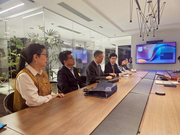 中方代表团受邀走访Axian基金会并进行交流