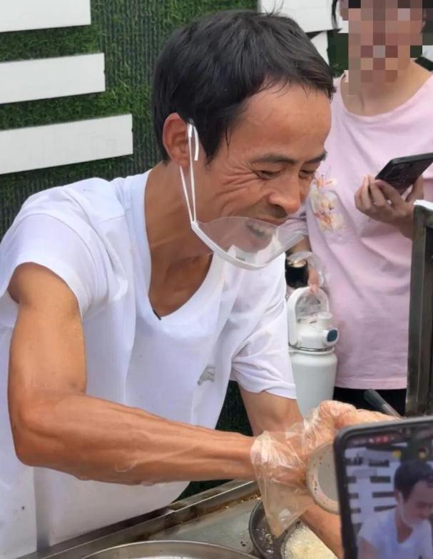 鸡排哥 精神贫瘠涌向鲜活生命