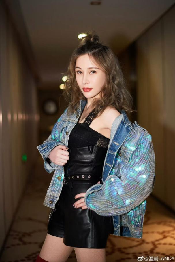 歌手温岚败血性休克送ICU 演唱会延期举办