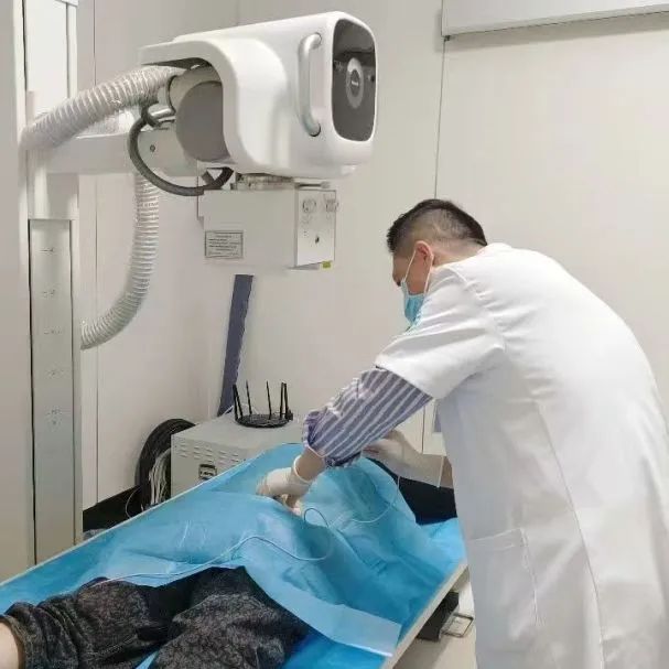 记济南名鲁中医医院杨峰院长——以仁心仁术诠释大医之道