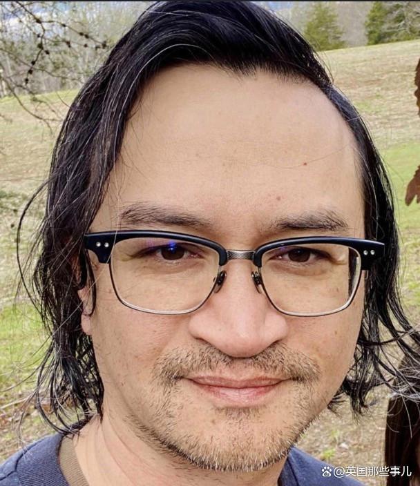 美記者持兒童色情視頻被捕,，曾報道性侵未成年獲普利策獎