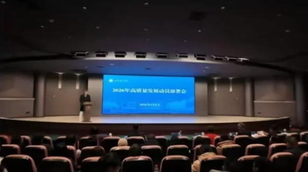 山艺校友王振华:被来自母校的一种久违的力量击中