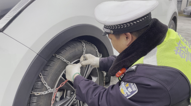 暴雪,！降溫超10℃,！蛇年首輪大范圍雨雪天氣上線