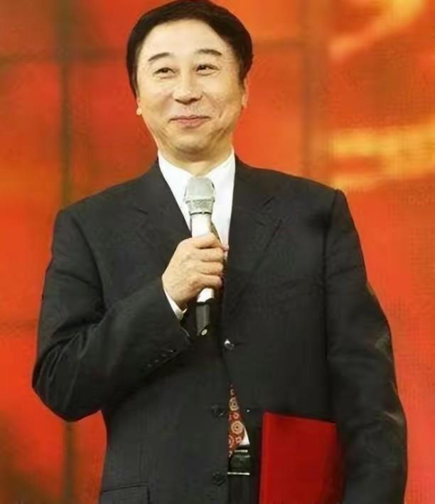 著名相声演员冯巩低调40年的老婆没想到竟然是她4