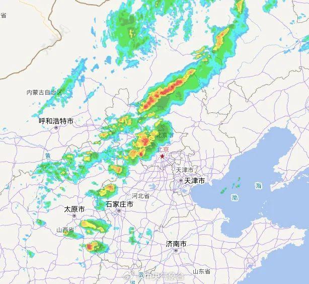 天津下冰雹 雷雨大風齊至