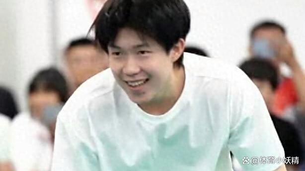 王楚钦笑了一晚上