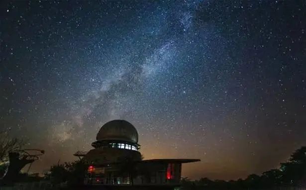 继《我在盱眙等你来》之后，Smile文化又一力作《都梁的星空》即将发布，