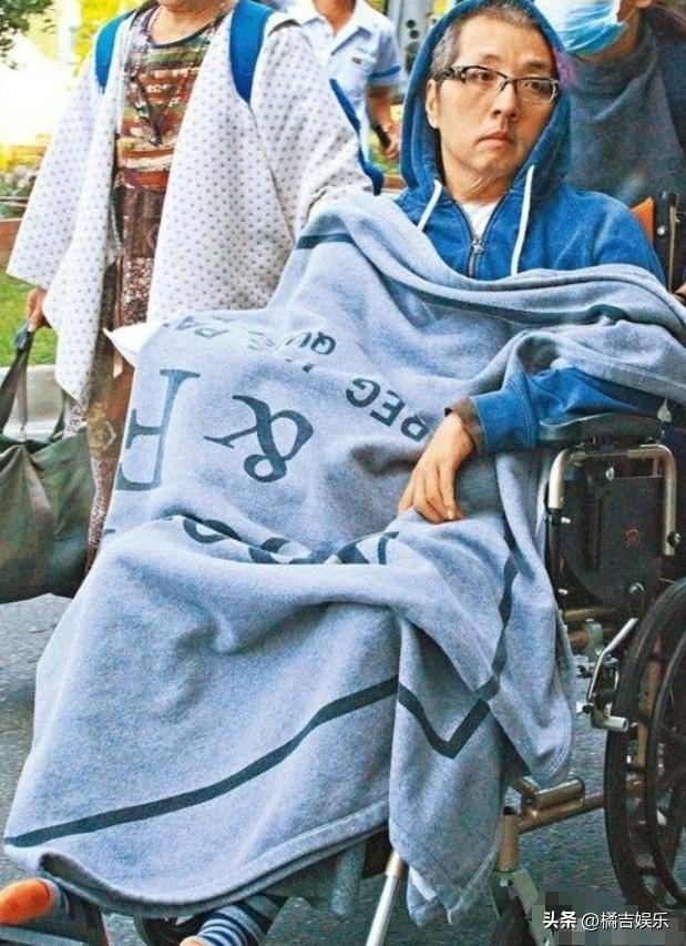 曝音乐人袁惟仁意识不清 进食、喝水都要他人辅佐