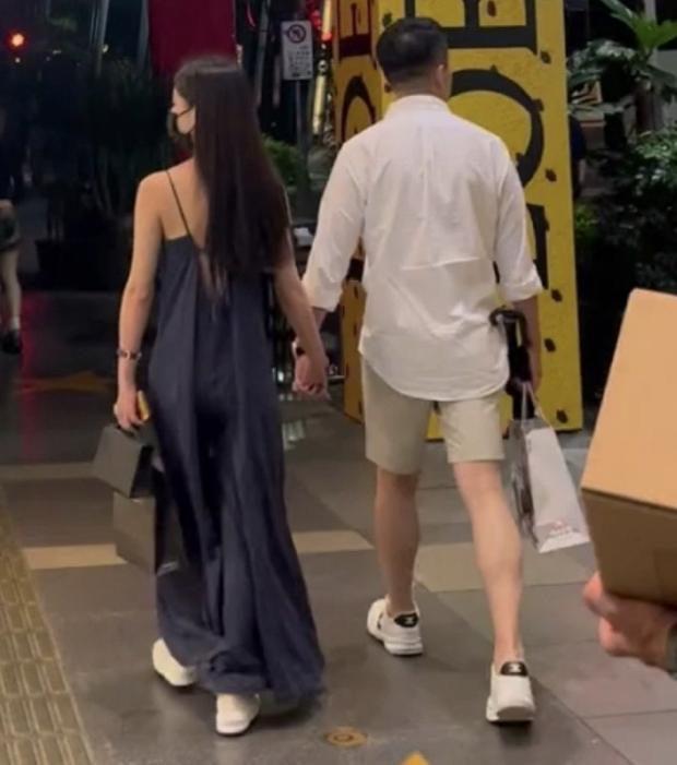 汪小菲和張蘭在韓國匯合 一家人“攻占”光頭老家