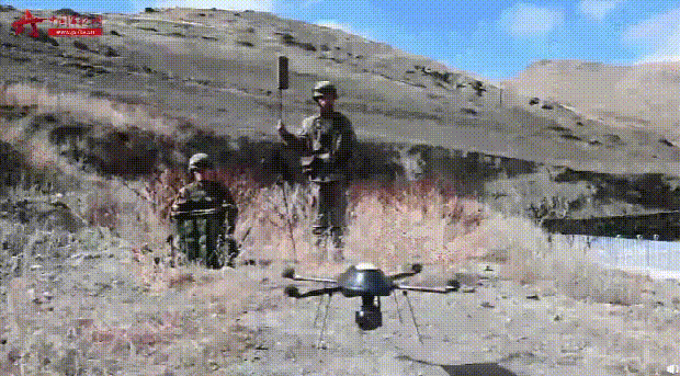 西藏军区演练山地攻防：山猫 猛士齐上阵 无人机引导车载迫击炮精准打击