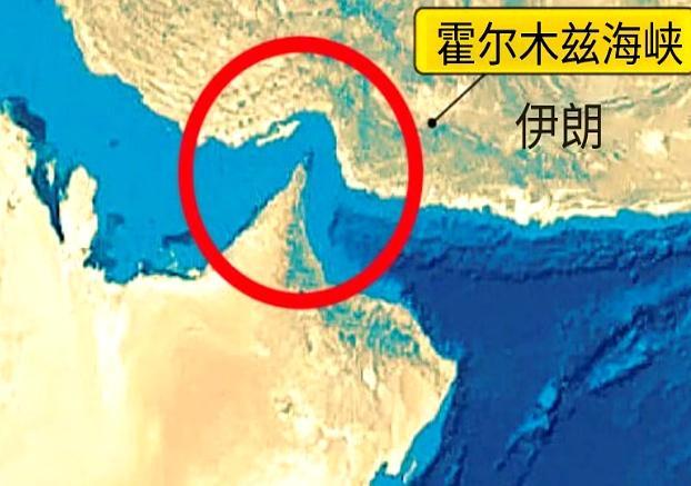 如何看待美军一架战机坠毁 锅先飞万里