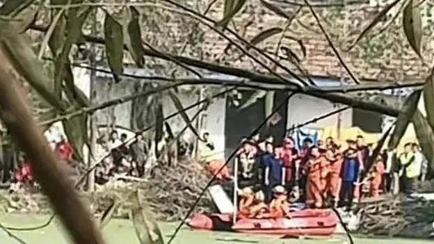 辍学女孩送继妹上学后投河身亡 生父发声：懊悔没有给予孩子足够陪伴