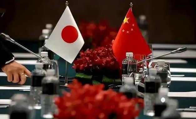 郭正亮：高市早苗现在很尴尬 撤回言论等于下台