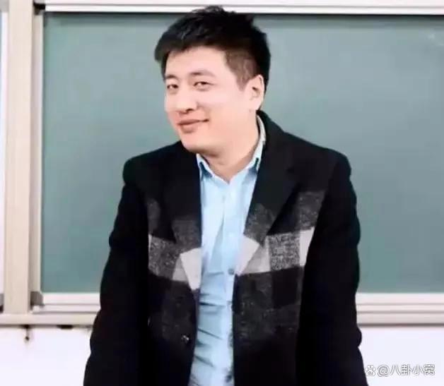 合伙人回应张雪峰疑心脏骤停 舆论场再掀波澜