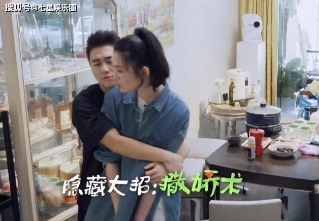 从普女到超模，从211到985，奚梦瑶现身北大教室，为接管生意充电