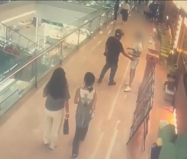 男子騷擾服務(wù)員未果后打人
