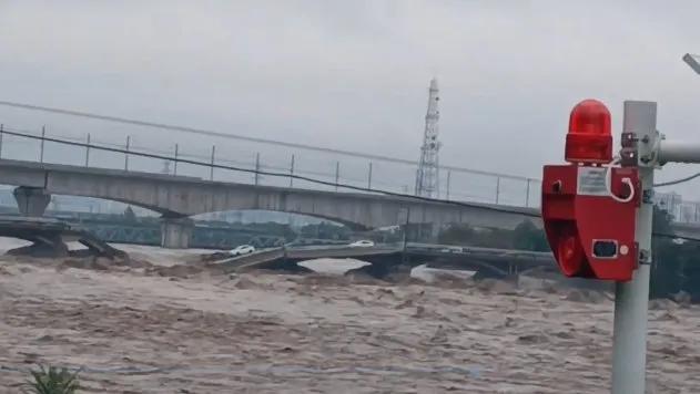 暴雨致卢沟桥坍塌？官方辟谣：为小清河桥塌陷