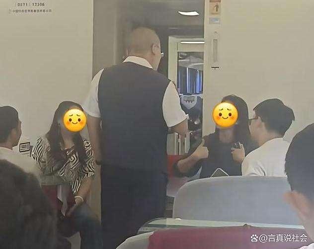 乘客在火车餐车吃自带泡面被赶