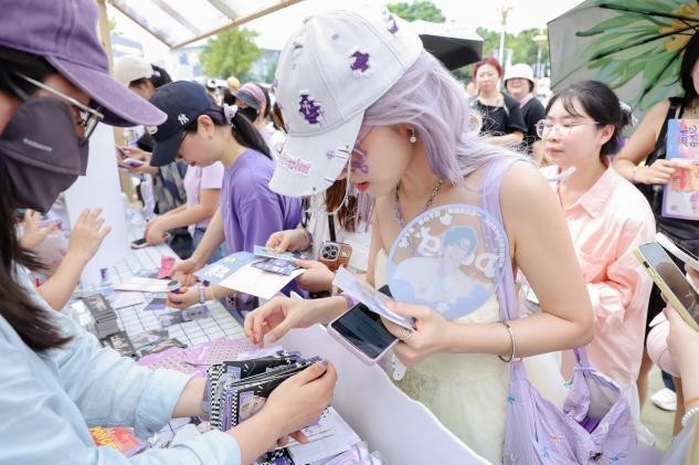 微博奇遇记重塑双向奔赴 成为今夏星粉互动天花板