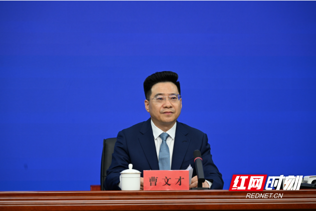湖南高考工作第一次新闻发布会举行 公布2026年高考详情及准备工作