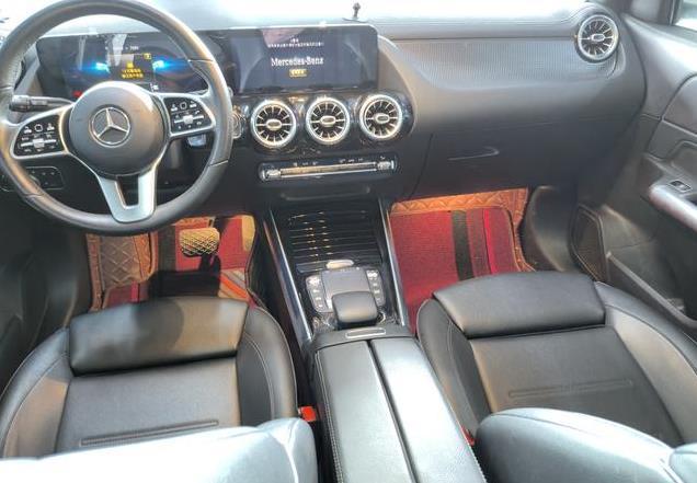 2021年上牌的奔驰 GLA 200报价14.98万，值吗？
