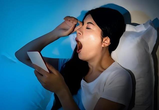 几点睡才算熬夜？很多人其实都想错了，不是11点也不是12点