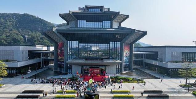 从水上飞狮到武术格斗，《雄狮少年2》回始发地南海西樵！