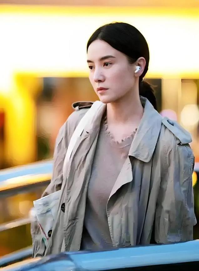 宋佳：我因事业放弃陈龙，因婚姻放弃张黎，现在和黄少峰长厢厮守