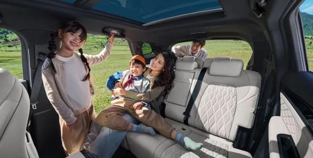 2025款比亚迪唐DM-i上市即成家庭用车的爆款,大七座优势很明显!