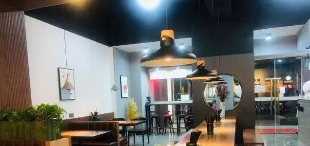 无锡最有腔调的面馆，店里佛跳墙更受欢迎，48元一份回头客真不少