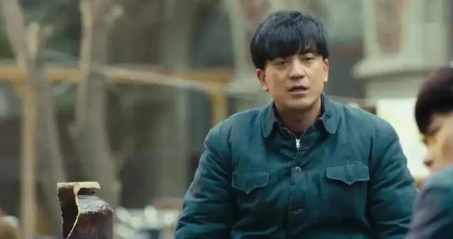 搭档于和伟没红,搭档殷桃没红,39岁搭档郭京飞演《驻站》,红了