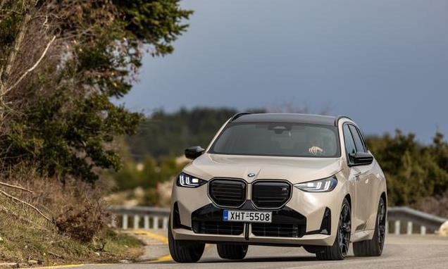 2025款宝马BMW X3 M50 xDrive：充满运动气息