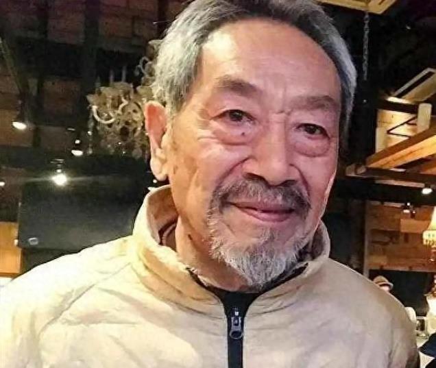 78岁王奎荣的执着人生：与年轻妻子共同抚养女儿，挑战人生极限！