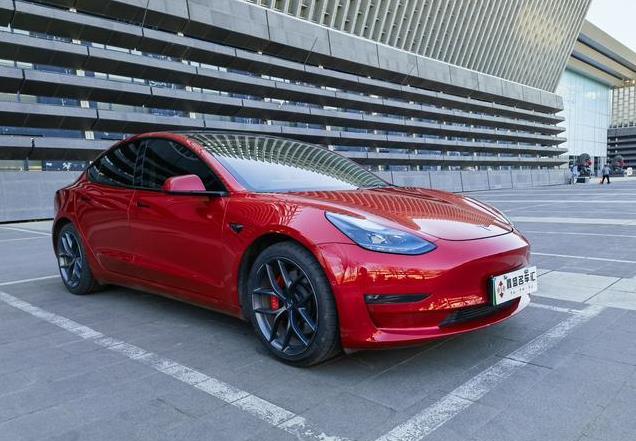 不到20万入手特斯拉Model 3，3.3秒破百，准新车性价比超高！
