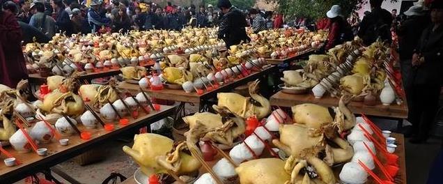 广东人为什么对白斩鸡情有独钟？背后隐藏的文化传承与美味秘密！