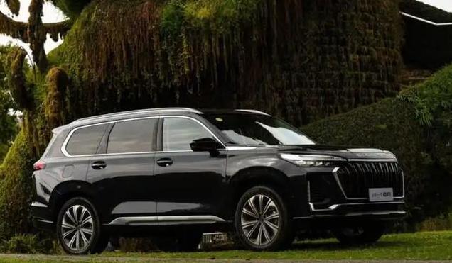 揽月与领克09对比,家庭用车选哪个更合适?性价比谁更高?