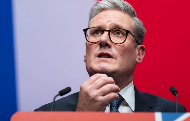 英國(guó)前首相力挺高市早苗，不到24小時(shí)，現(xiàn)首相傳出訪華消息 務(wù)實(shí)派轉(zhuǎn)向東方