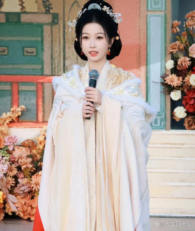 虞书欣张云龙新剧同框