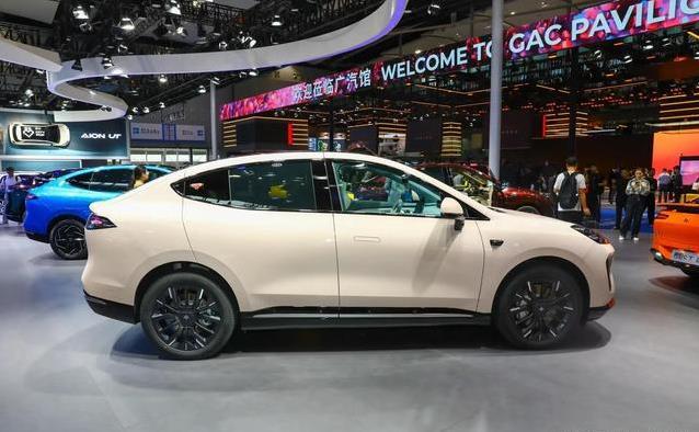 21万买825km续航SUV，智驾秒杀百万豪车，我为何弃问界M5？
