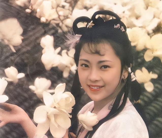 她被李连杰抛弃住地下室十年，却凭一技之长翻身成赢家