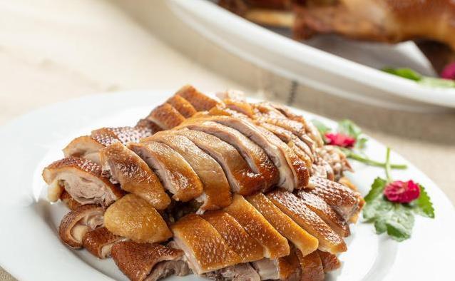 鸭肉吃多伤身？医生揭秘：5种肉更害人，你家常吃吗？