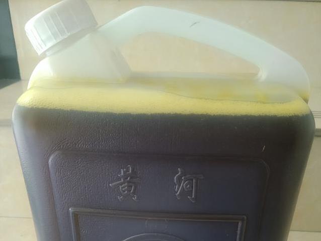 菜籽油被嫌弃多年，医生却说没事，2%芥酸真相让人意外