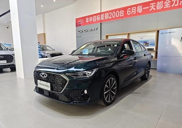 奇瑞放大招！艾瑞泽8 PRO 2.0T到店，20万内值不值？