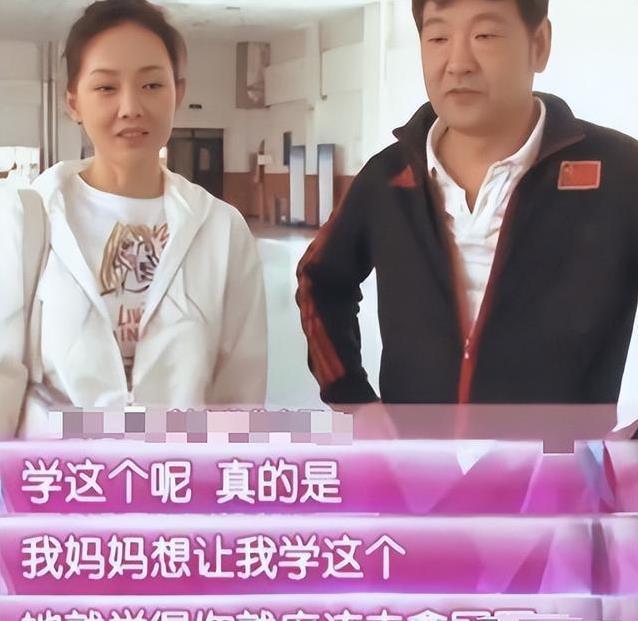 “消失”11年，8次登春晚的牛莉，却用新身份惊艳所有人