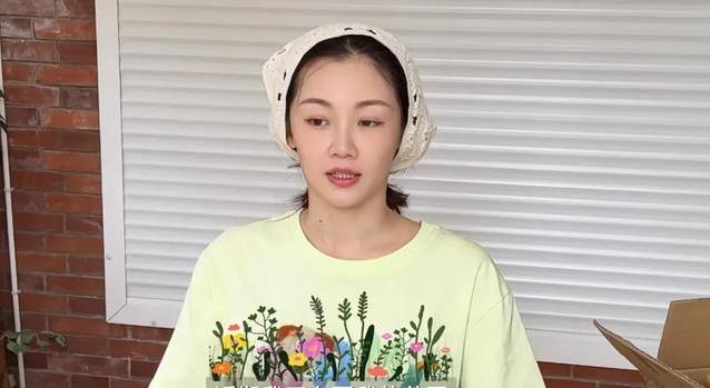 苗苗别墅变农场晒黑两度，郑恺心疼不已，她为啥这么拼？