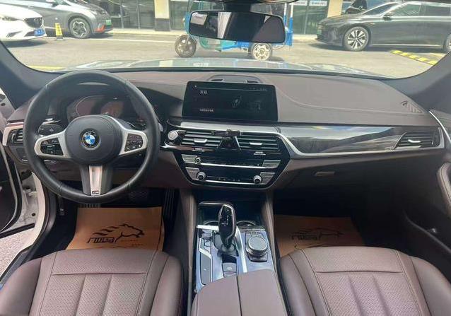 21万买宝马5系，5.8万公里国六好车，你敢信这价格？