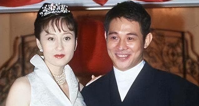 利智20岁赴港逐梦，4男人传闻真相揭秘，她如何成李连杰真爱？